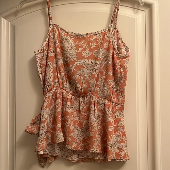 Beautiful spaghetti strap top! - Picture 3 of 4